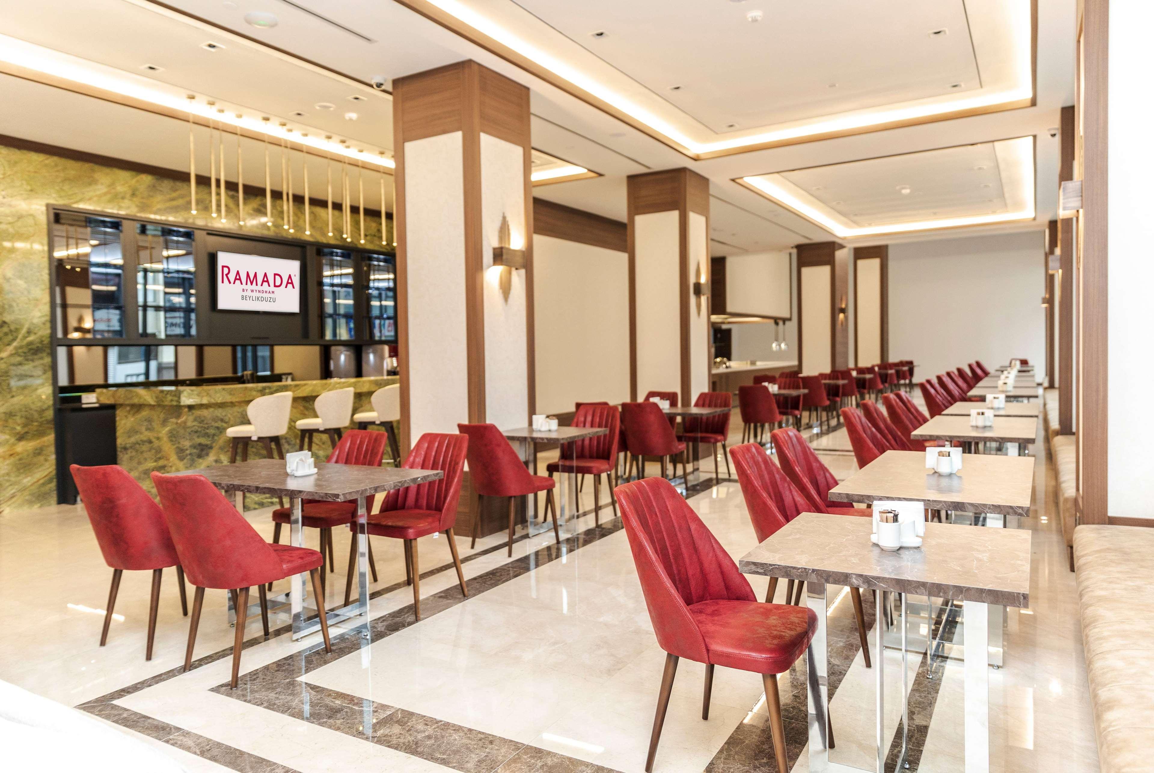 Ramada By Wyndham Beylikduzu Hotel Istanbul Eksteriør billede