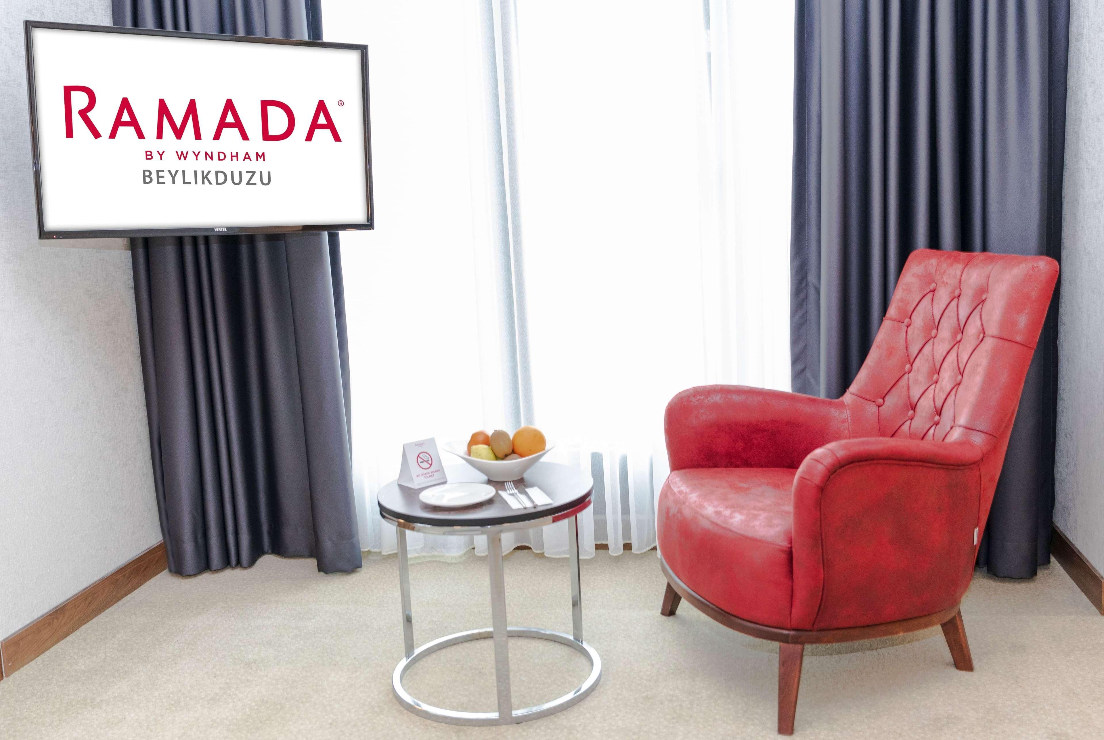 Ramada By Wyndham Beylikduzu Hotel Istanbul Eksteriør billede