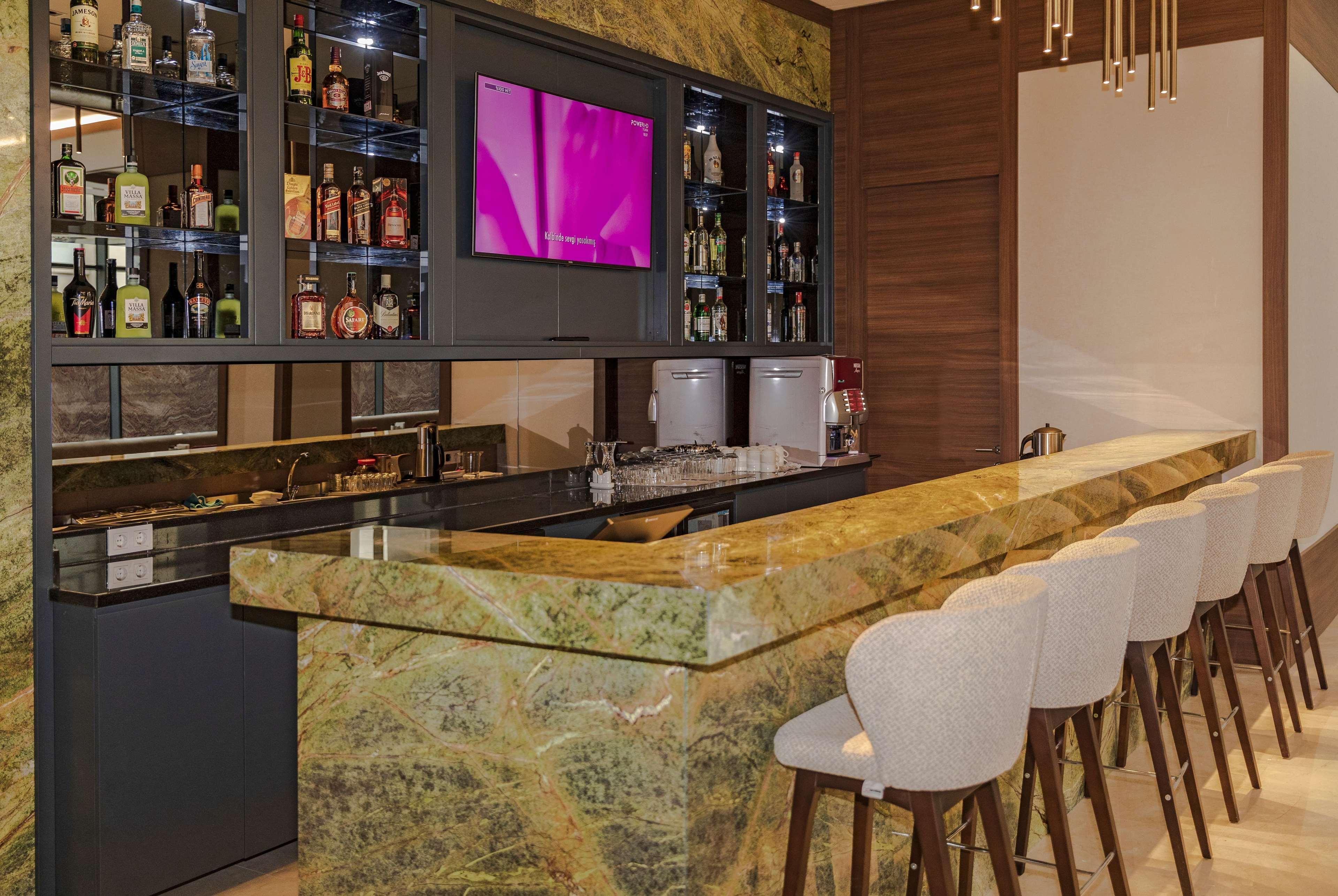Ramada By Wyndham Beylikduzu Hotel Istanbul Eksteriør billede